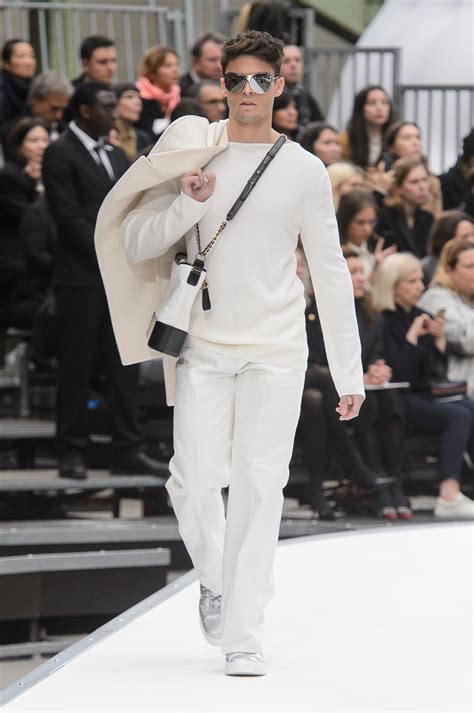 chanel homme vetement